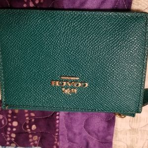 COACH: Green zippered wallet with keychain